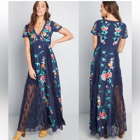 Frock And Frill Floral Embroidered Navy Lace Maxi Dress Women’s Size 14 - Picture 1 of 13